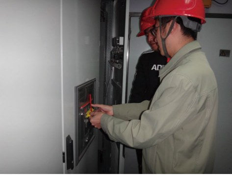 On-site electrical panel lockout coaching